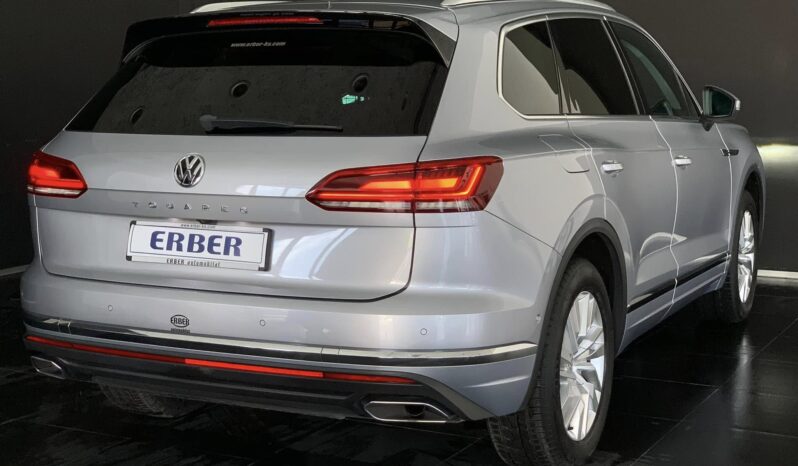 VW Touareg 3.0 TDI V6 4Motion full