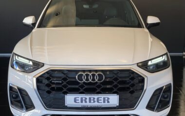 AUDI Q5 40 TDI Diesel/Hybrid Quattro